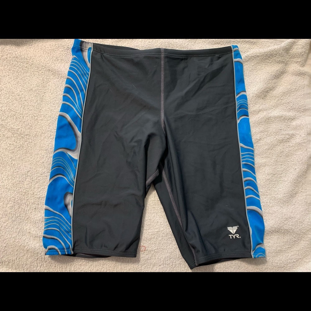 TYR jammer
